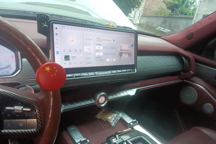 Used Tank 700 New Energy 2024 Hi4-T Extreme Edition Audio And AC Panel