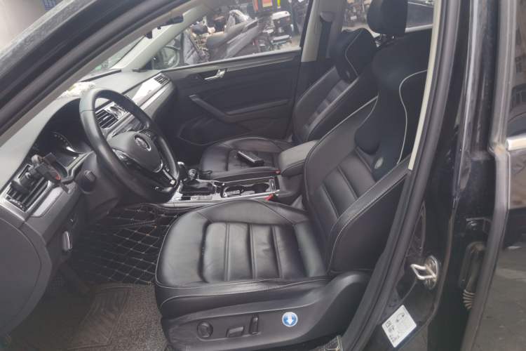 Used Volkswagen Passat 2017 330TSI DSG Luxury Edition
