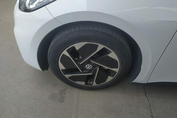 Used Volkswagen ID.3 2025 Smart Version Pure & Intelligent Enjoyment Edition Left Front Wheel Hub
