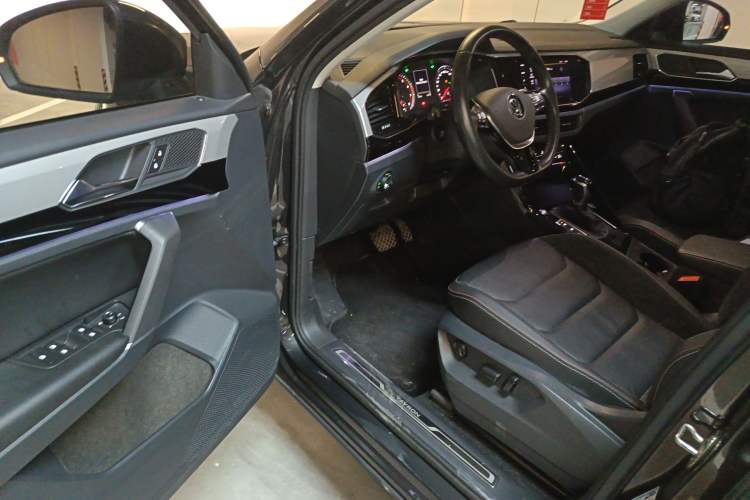 Used Volkswagen Tayron 2020 330TSI Two-Wheel Drive Luxury Smart Connectivity Version
