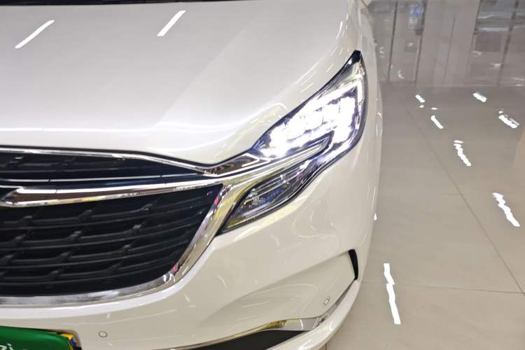 Used Buick GL8 2022 ES Landtrek 653T Luxury Edition
