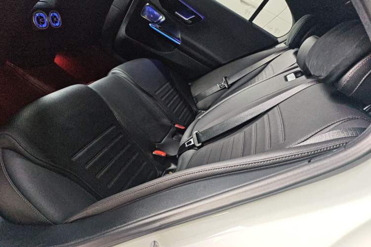 Used Mercedes-Benz C-Class 2023 C 200 L Sport Edition
