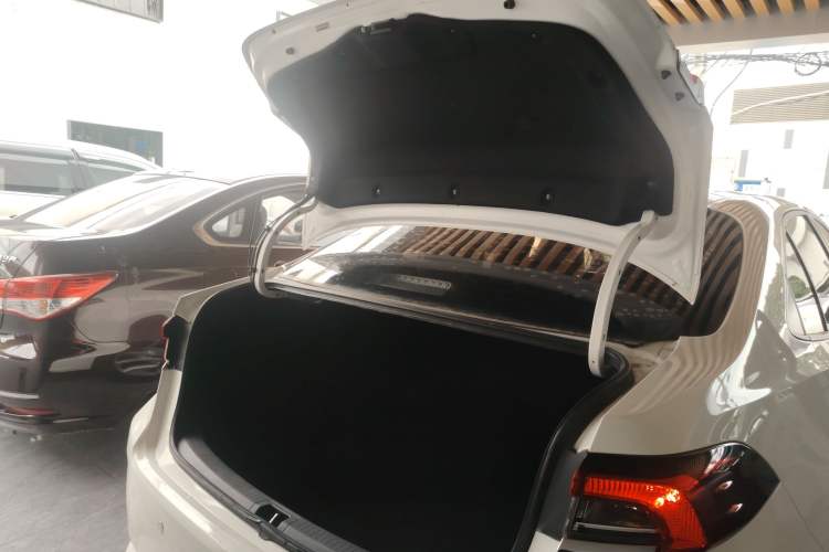 Used Toyota Corolla 2021 1.2T S-CVT Elite PLUS Edition Trunk