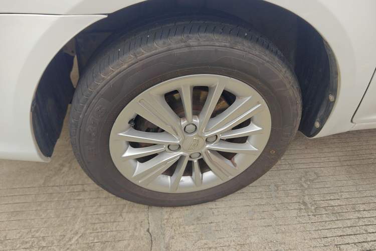 Used Geely Auto Diamond 2019 1.5L Manual Entry-Level Model Left Front Wheel Hub