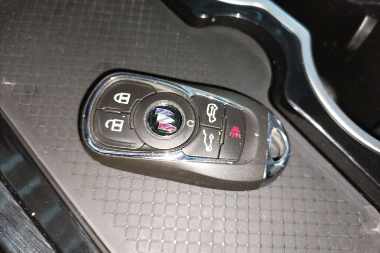 Used Buick GL8 2023 Land Business Class Smart Deluxe Model