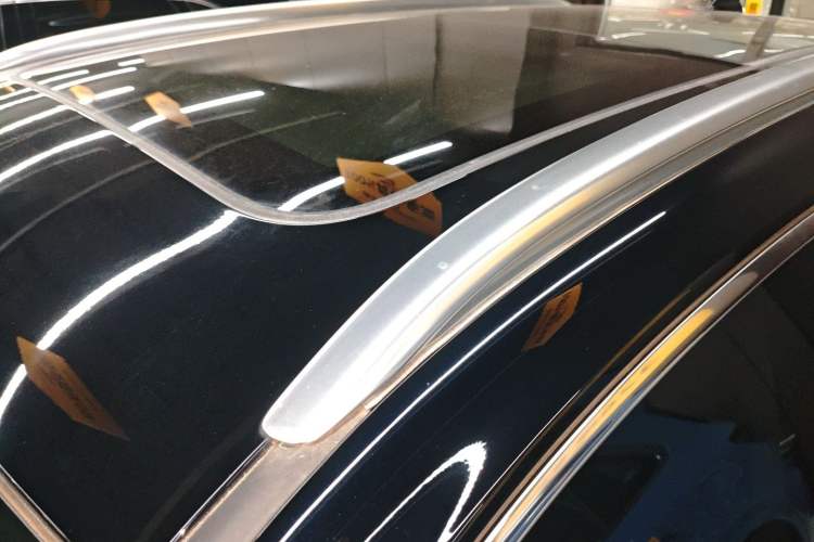 Used Hongqi HS5 2023 2.0T Qixiang Pro Edition Roof