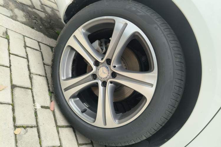 Used Mercedes-Benz E-Class 2016 E 200 L Sport Edition
