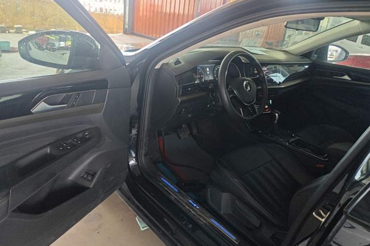 Used Volkswagen Passat New Energy 2022 Revised Version 430 PHEV Hybrid Elite Edition Driver Seat