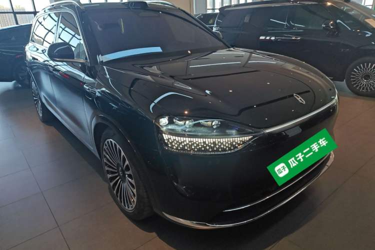 Used Hima AITO M9 2024 Range-Extended Max Edition 42 kWh 6-Seater Version Front Right 45 Deg