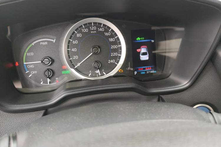 Used Toyota Corolla 2021 Dual-Motor 1.8L E-CVT Elite Edition
