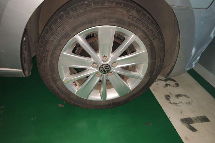 Used Volkswagen Jetta 2015 1.6L Manual Comfort Model
