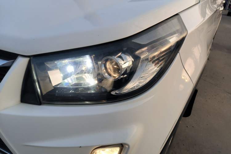 Used HYOSOW S3 2016 1.5L Manual Luxury Edition China IV Emission Standard