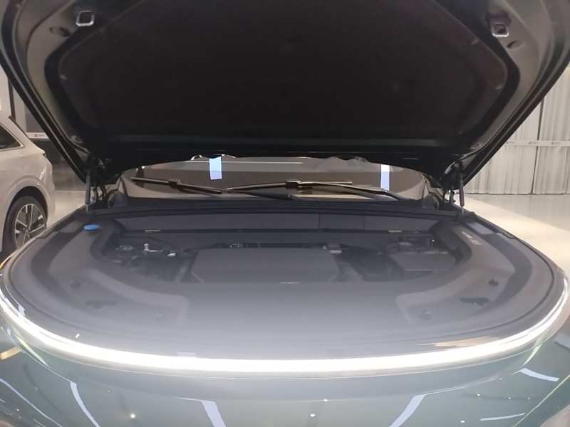 Used Li Auto L9 2025 Ultra Smart Refreshed Edition — 19