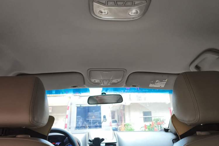 Used Geely Auto Emgrand 2016 Sedan 1.5L CVT Luxury Model