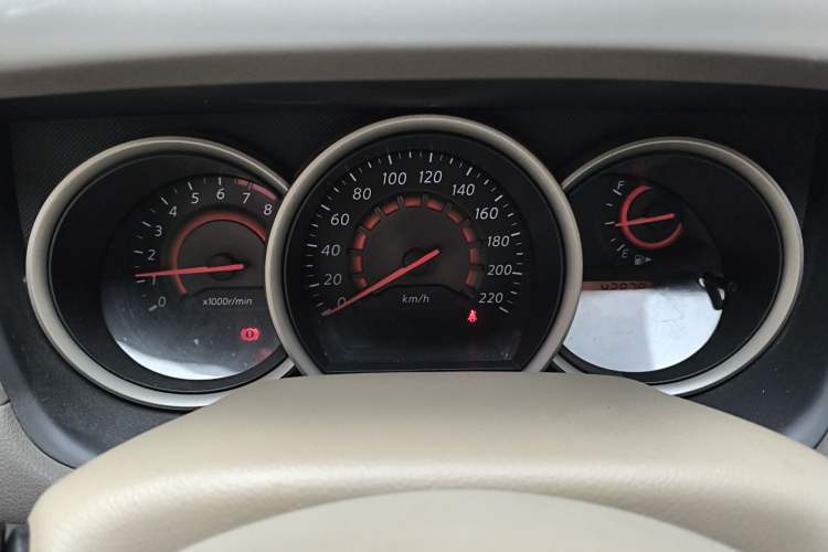 Used Nissan Sylphy 2016 Classic 1.6XE Automatic Comfort Edition Instrument Cluster