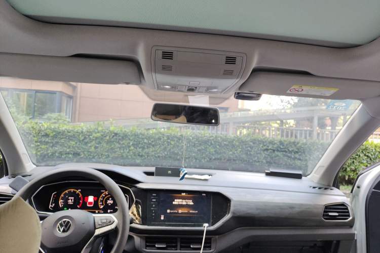 Used Volkswagen Tacqua 2020 1.5L Automatic Yue