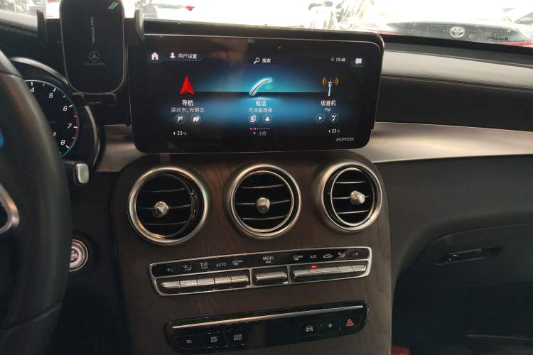 Used Mercedes-Benz GLC 2021 GLC 260 L 4MATIC Luxury Model
