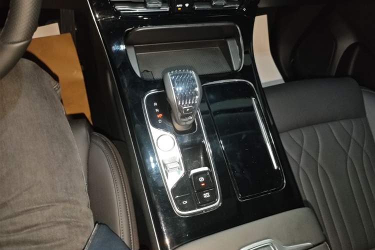 Used GAC Trumpchi M8 2024 Master Series 400T Prestige Edition
