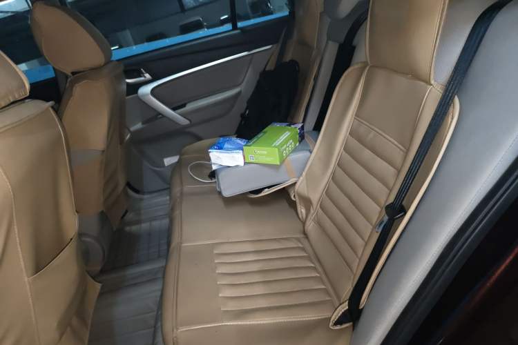 Used Geely Auto Emgrand 2014 Sedan 1.5L Manual Fashion Edition
