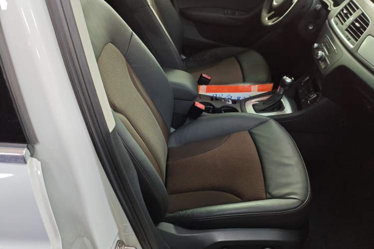 Used Audi Q3 2017 30 TFSI Fashion Model
