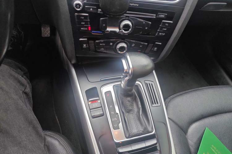 Used Audi A4L 2013 35 TFSI Automatic Standard Model
