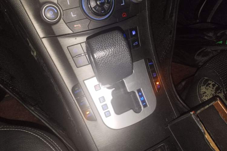 Used Luxgen Great 7 SUV 2011 2.2T Four-Wheel-Drive Flagship Edition
