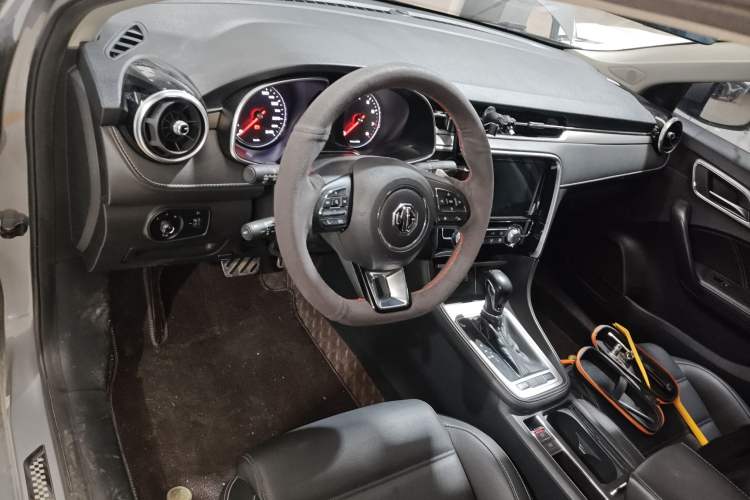 Used MG 6 2017 20T Automatic Luxury Smart Connect Version China V Standard