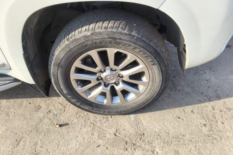 Used Toyota Prado 2018 3.5L Automatic TX-L with Rear-Mounted Spare Tire
