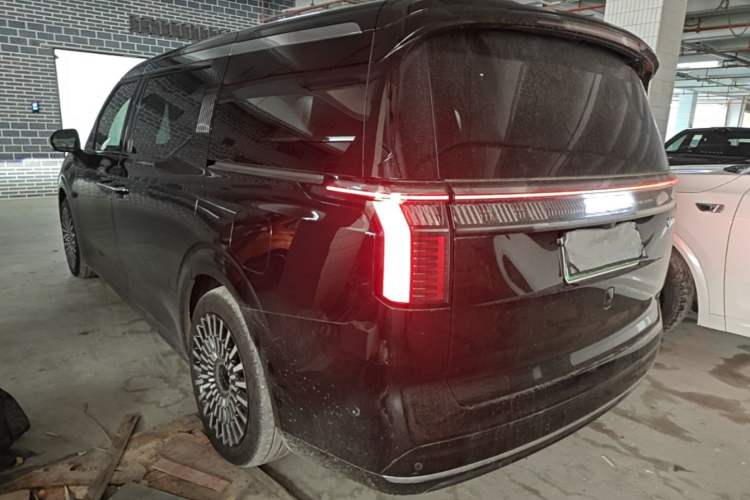 Used Zeekr 009 2022 WE Edition
