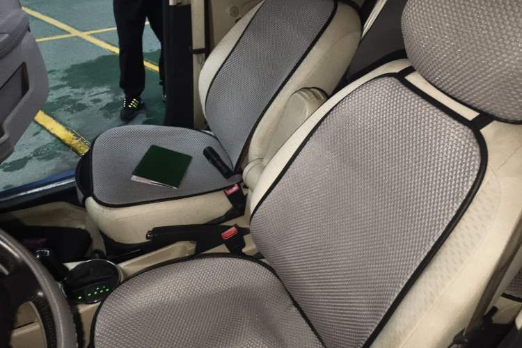 Used Skoda Fabia 2012 1.4L Automatic Crystal Edition Left Front Seat