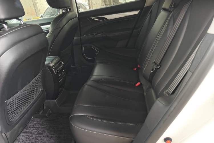 Used Geely Auto Emgrand GT 2020 Revised 1.8T Navigation Edition