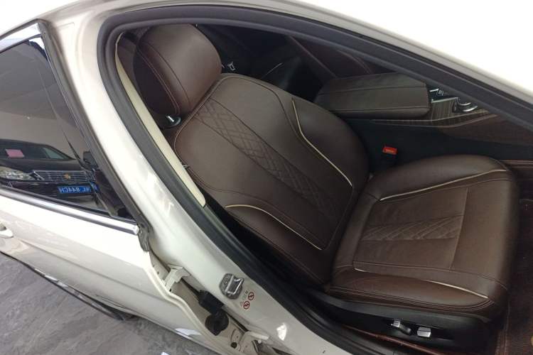 Used BMW 5 Series 2019 530Li Leading Model Luxury Package