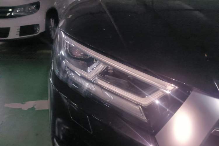 Used Audi Q5L 2020 Updated 40 TFSI Prestige Fashion Edition Right Front Headlight