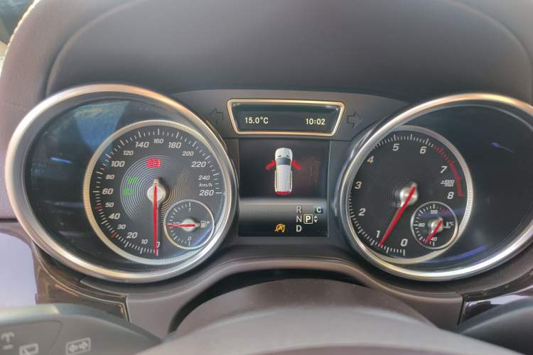 Used Mercedes-Benz GLS 2018 Refreshed GLS 400 4MATIC Dynamic Edition Instrument Cluster