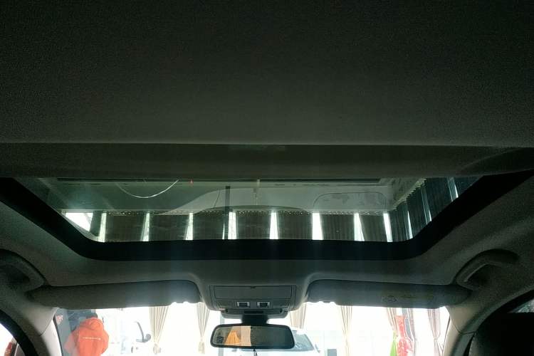 Used Jaguar XFL 2019 XFL 2.0T 200PS Two-Wheel-Drive Luxury Edition
