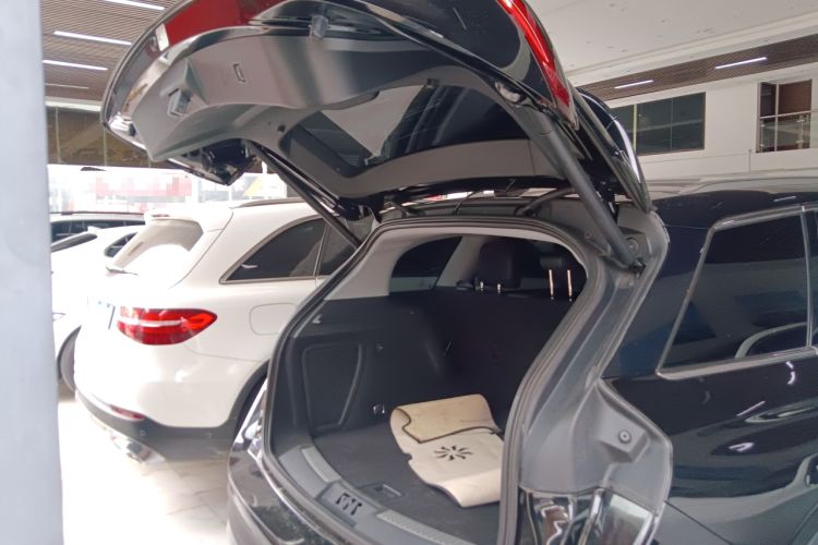 Used Lincoln Corsair 2020 2.0T Two-Wheel Drive Luxury Edition Trunk