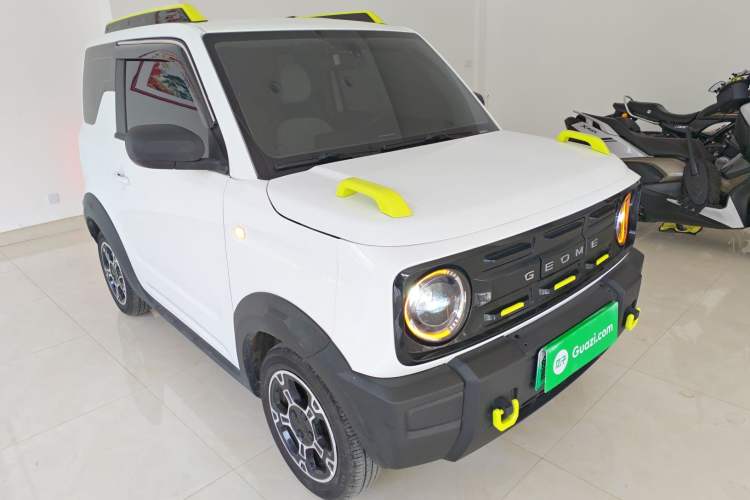 Used Geely Galaxy Panda 2024 200km Panda Rider Front Right 45 Deg