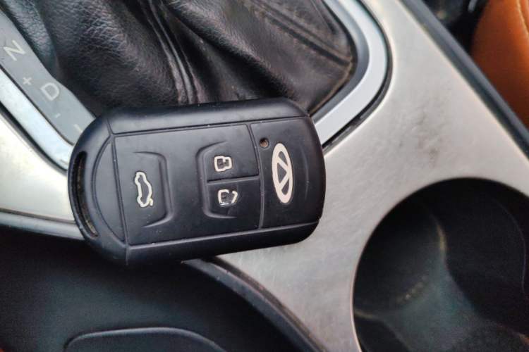 Used Chery Tiggo 7 2016 2.0L CVT YAOZHEN Edition