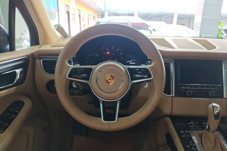 Used Porsche Macan 2014 Macan 2.0T
