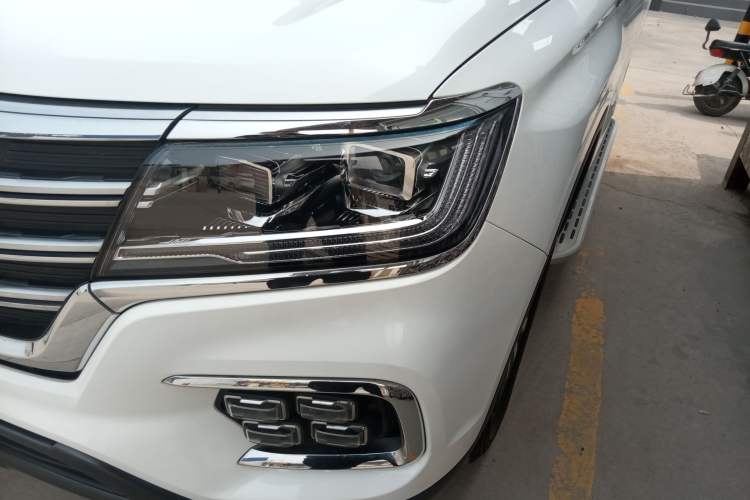Used Roewe RX8 2019 30T Two-Wheel Drive Supreme Flagship Edition
