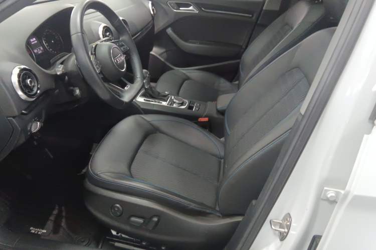 Used Audi A3 2020 Limousine 35 TFSI Fashion Edition China VI Emission Standard