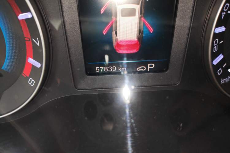 Used Haval H2 2018 Chuanxiang Edition Blue Badge 1.5T Dual-Clutch Two-Wheel Drive ZhiShang Model