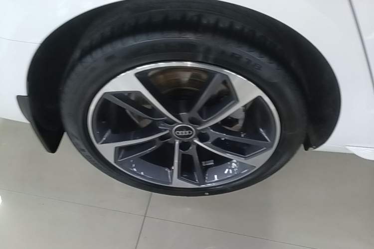 Used Audi A4L 2024 40 TFSI Fashion Dynamic Model