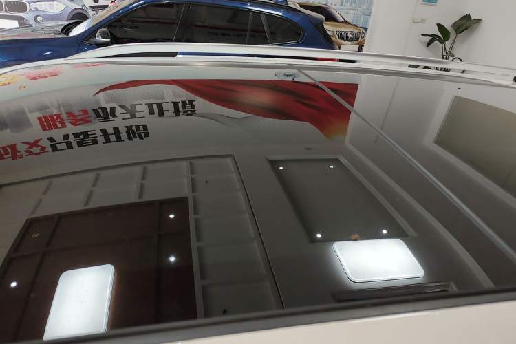 Used Volkswagen Tiguan L 2022 330TSI Automatic Two-Wheel Drive Smart Edition Roof