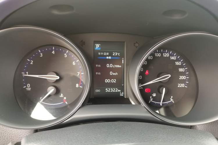 Used Toyota IZOA 2018 2.0L Yichi Version China VI Standard