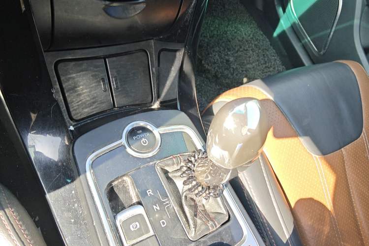 Used BYD Qin New Energy 2015 1.5T Dual-Crown Flagship Edition
