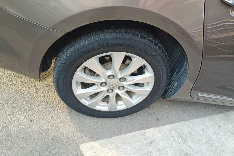 Used Buick LaCrosse 2013 2.4L SIDI Leading Comfort Version
