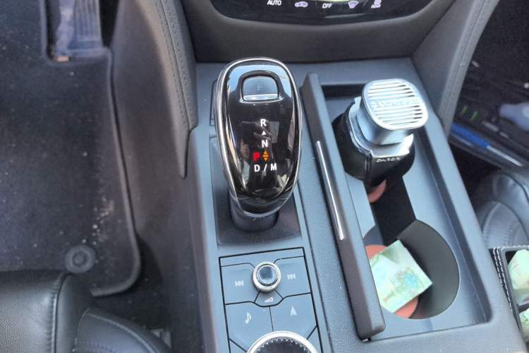 Used Cadillac CT6 2020 28T Elite Edition Gear Lever