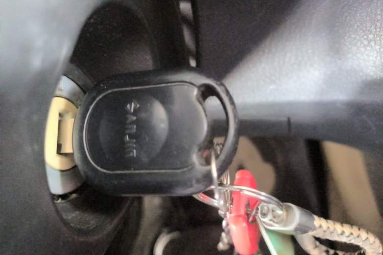 Used Wuling Hongguang 2015 1.2L S Base Model China IV