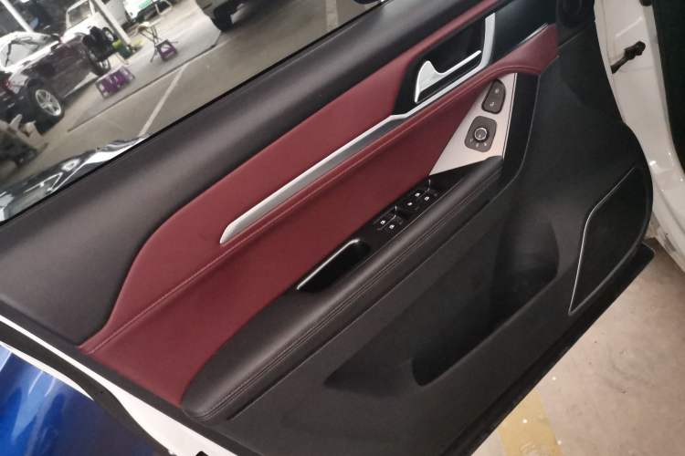 Used Haval H6 Coupe 2019 1.5T Automatic Two-Wheel Drive Luxury Smart Connectivity Version China VI Standard